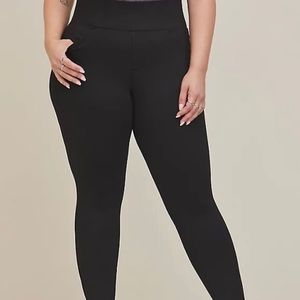 Pocket Pixie Skinny Studio Luxe Ponte High-Rise Pant - NWOT